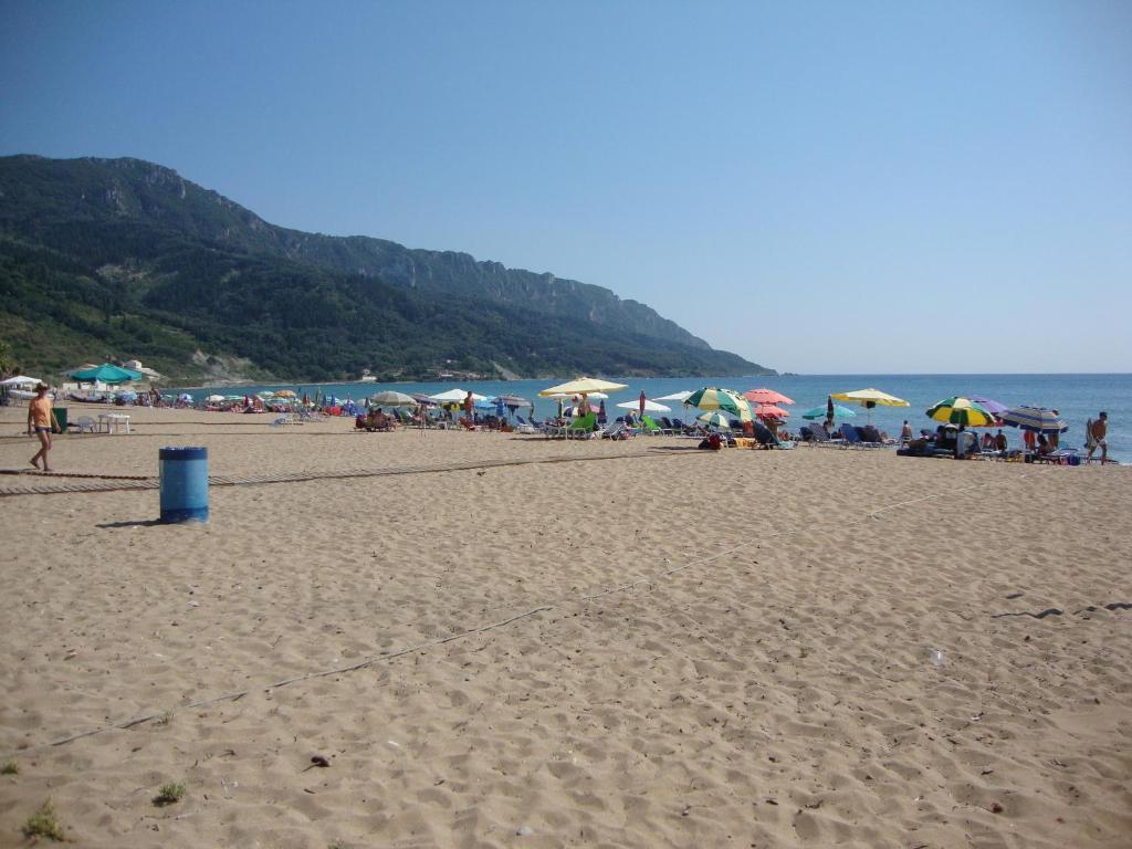 Alkyon Beach Hotel Agios Georgios Pagon Exteriör bild